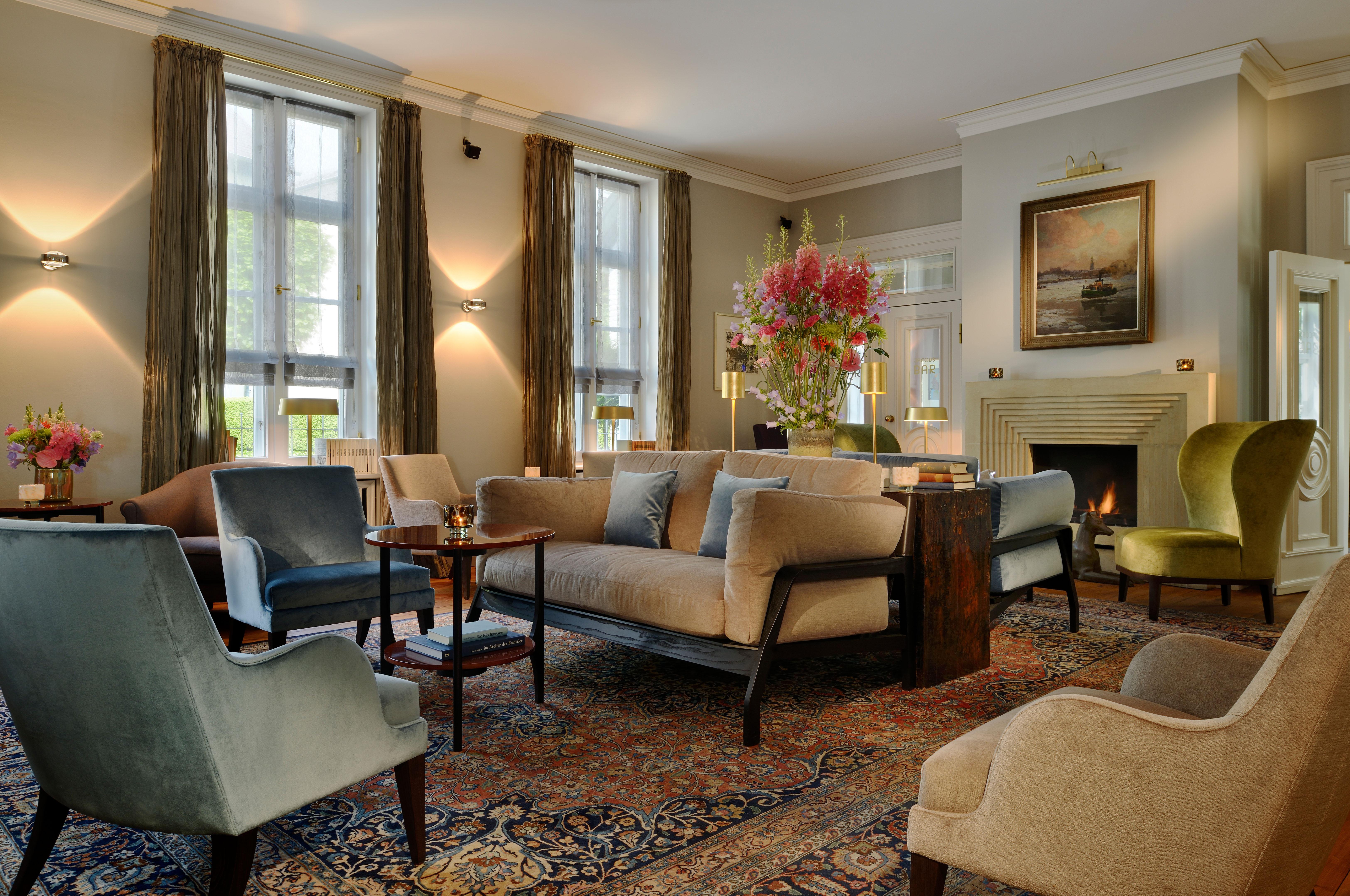 Hotel Louis C. Jacob Hamburg Exterior photo The Drawing Room at The Old Bank