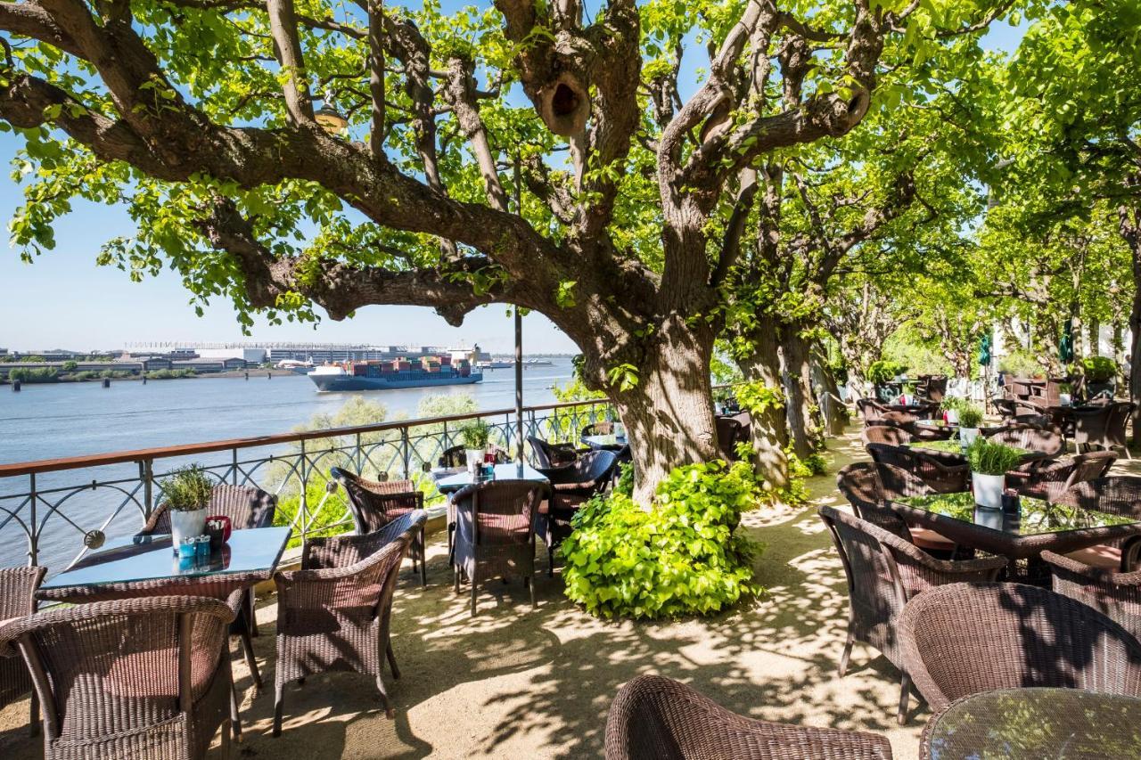 Hotel Louis C. Jacob Hamburg Exterior photo The River Café